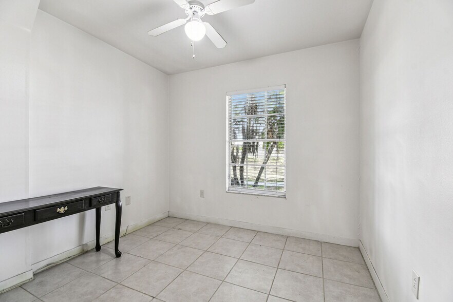 More Photos Of , Brandon Office For Sale