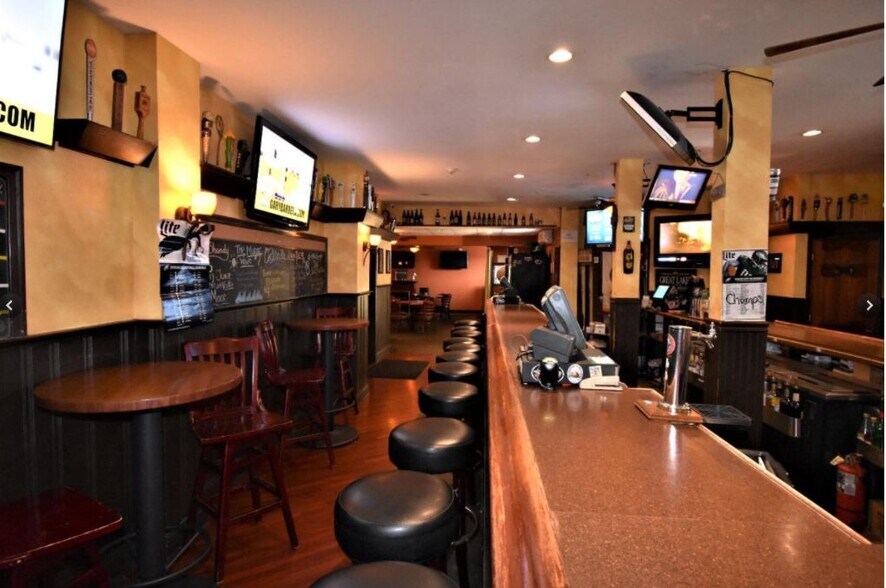 More Photos Of 148 W Broad St, Burlington Restaurant For Lease