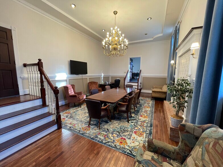 More Photos Of 1495 Remount Rd, North Charleston Office Residential For Sale