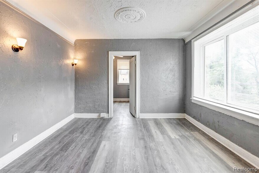 More Photos Of 13535 La Salle Blvd, Detroit Multifamily For Sale