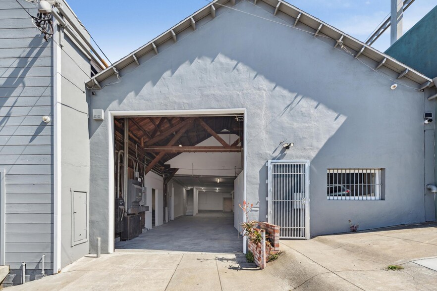 More Photos Of 65 Elmira St, San Francisco Warehouse For Sale