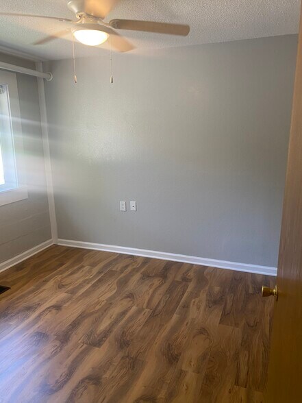 More Photos Of , Yates Center Multifamily For Sale