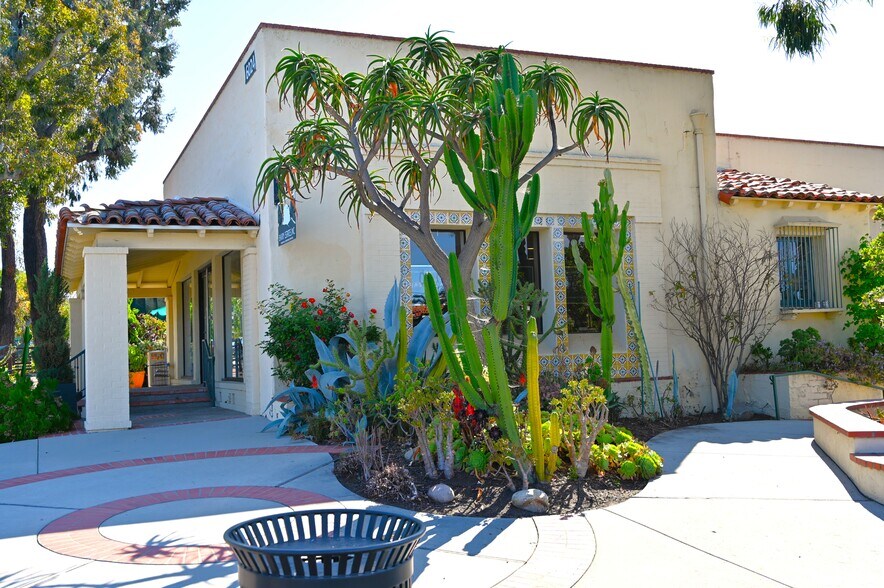 More Photos Of 6024 Paseo Delicias, Rancho Santa Fe Storefront Retail Office For Sale