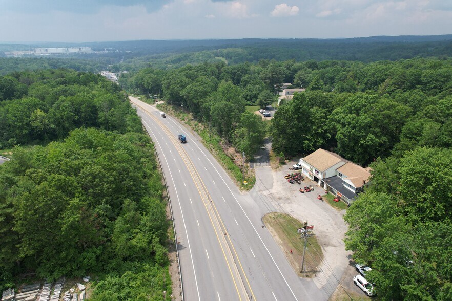 More Photos Of 71 Worcester Road, Charlton Auto Dealership For Sale