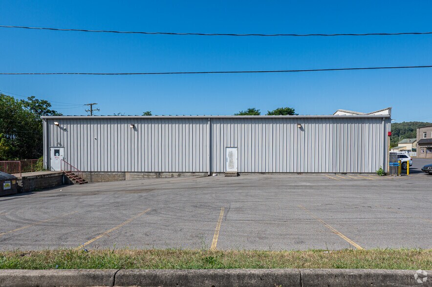 More Photos Of 1230 Main St, Wellsville Freestanding For Sale