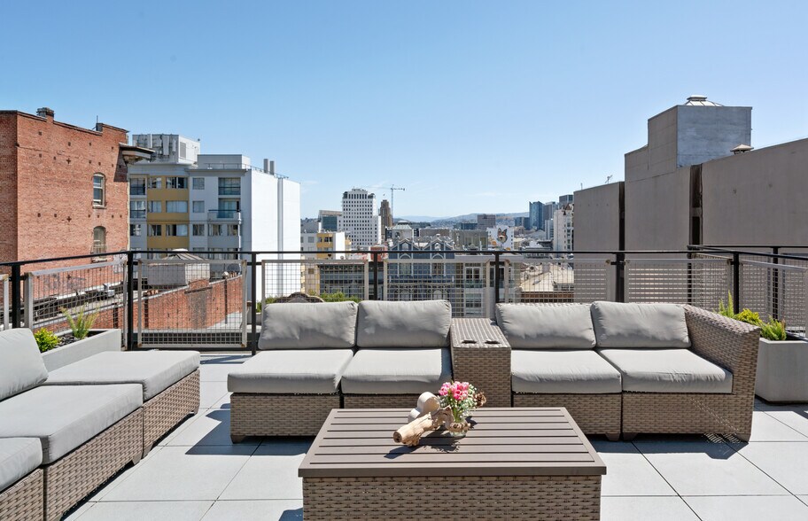 More Photos Of 824 Hyde St, San Francisco Apartments For Sale