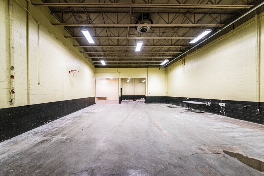 More Photos Of 3000 Irvin Cobb Dr, Paducah Warehouse For Sale