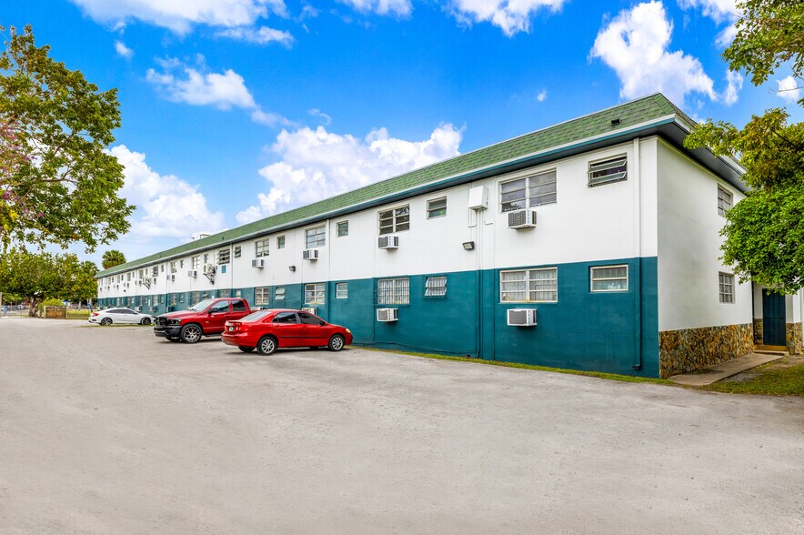More Photos Of 2629 NW 17th Ave, Miami Apartments For Sale