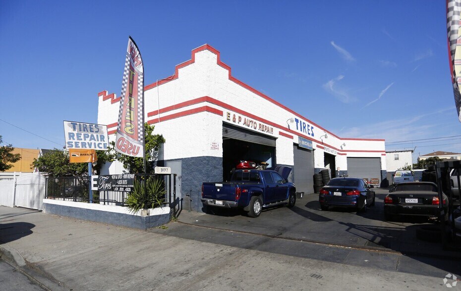 Primary Photo Of 3137 W Imperial Hwy, Inglewood Auto Repair For Sale