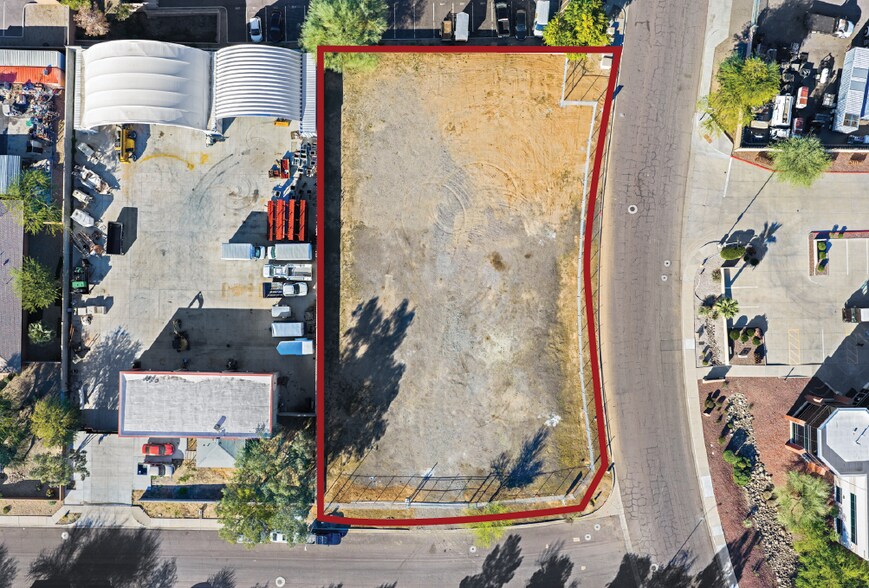More Photos Of 7020 W Augusta Ave, Glendale Contractor Storage Yard For Lease