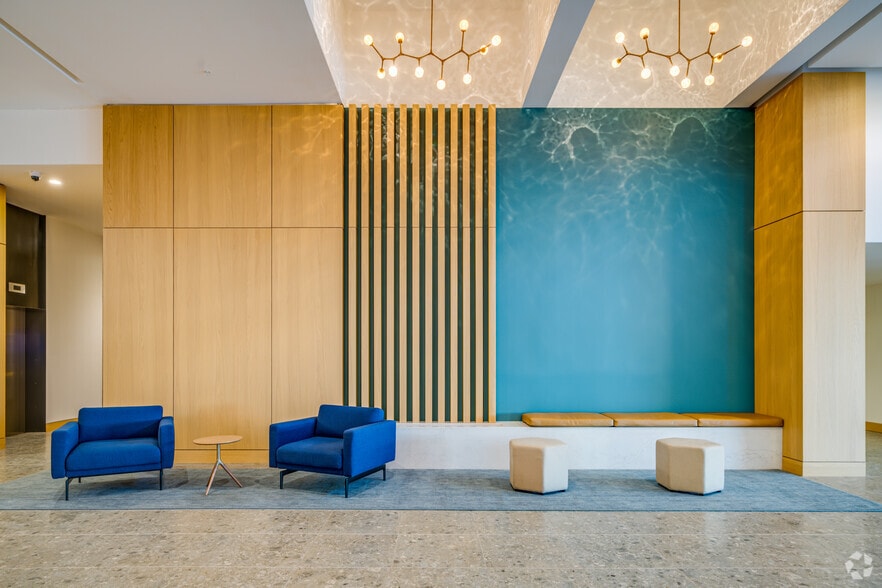 More Photos Of 3003 N Central Ave, Phoenix Office For Lease