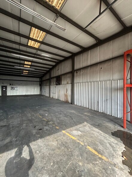 More Photos Of 1500 Union Hill Rd, Alpharetta Manufacturing For Sale