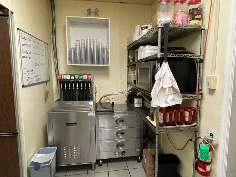 More Photos Of 298 Old Bowers Rd, Mertztown Restaurant For Sale