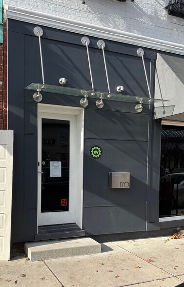 Primary Photo Of 170 S Main St, Zionsville Office For Lease
