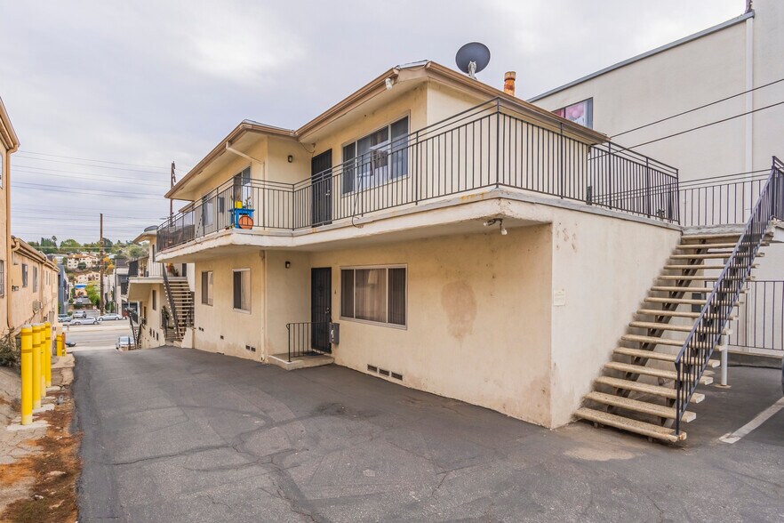 More Photos Of 4331 Eagle Rock Blvd, Los Angeles Apartments For Sale