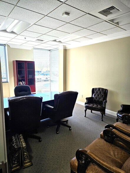 More Photos Of 970 Reserve Dr, Roseville Loft Creative Space For Sale