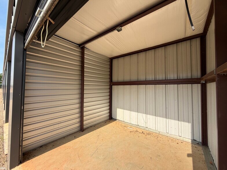 More Photos Of 40 W State Highway 92, Newton Refrigeration Cold Storage For Sale