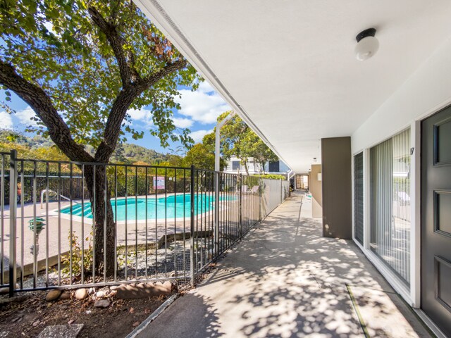More Photos Of 950 Mountain View Dr, Lafayette Apartments For Sale