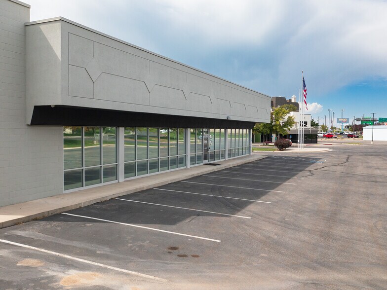 More Photos Of 1278-1296 Sandhill Rd, Orem Office For Sale