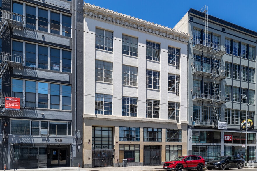 More Photos Of 982 Mission St, San Francisco Loft Creative Space For Lease