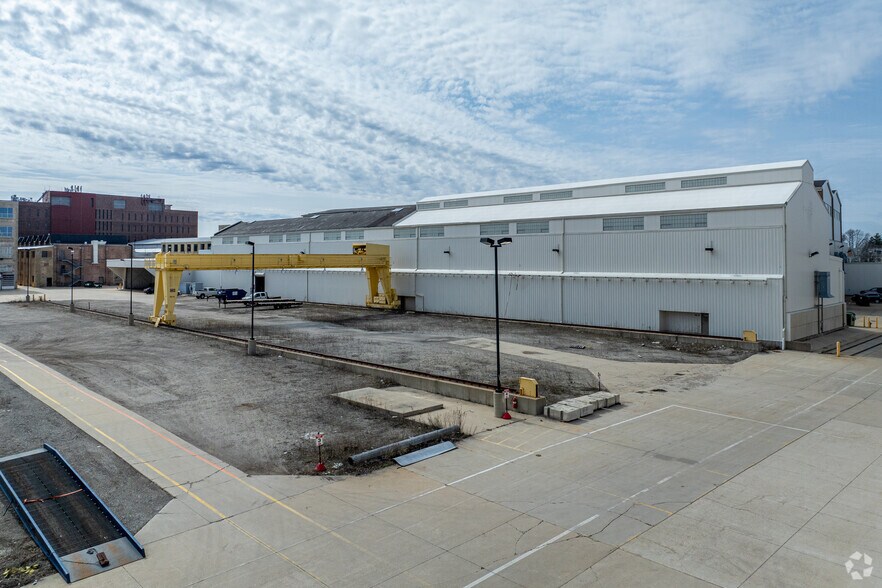 More Photos Of 1123 E Rawson Ave, South Milwaukee Manufacturing For Sale