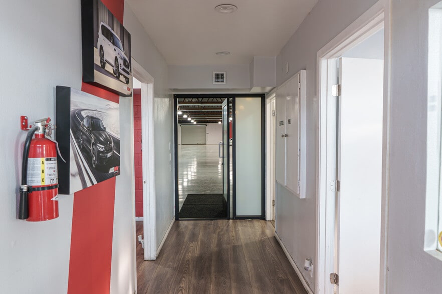 More Photos Of 83333 State Highway 111, Indio Auto Dealership For Lease