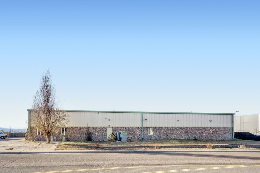More Photos Of 8681 Rosemary St, Commerce City Warehouse For Sale