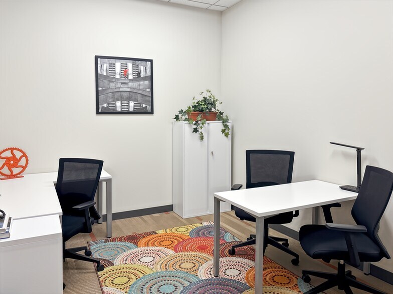 More Photos Of 701 NE 136th Ave, Vancouver Coworking Space