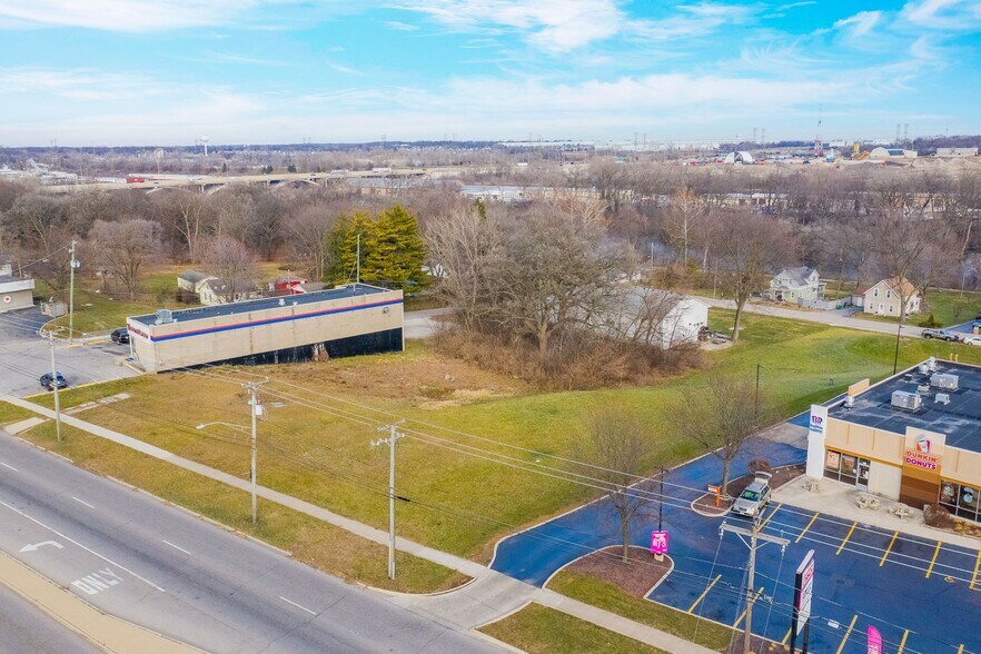 Primary Photo Of 403 S Lincolnway, North Aurora Land For Sale