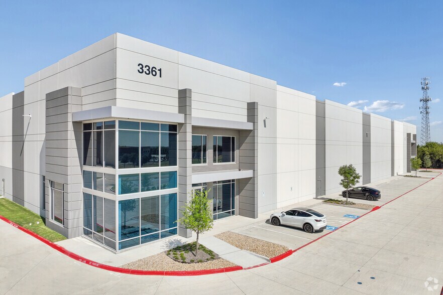 More Photos Of 3210 N Central Expy, McKinney Unknown For Lease