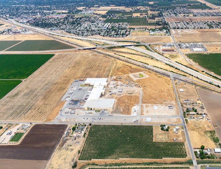 More Photos Of 2674 Vassar Ave, Merced Refrigeration Cold Storage For Sale