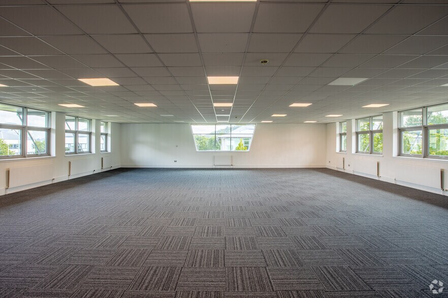 More Photos Of The Castle Business Park, Stirling Office For Sale