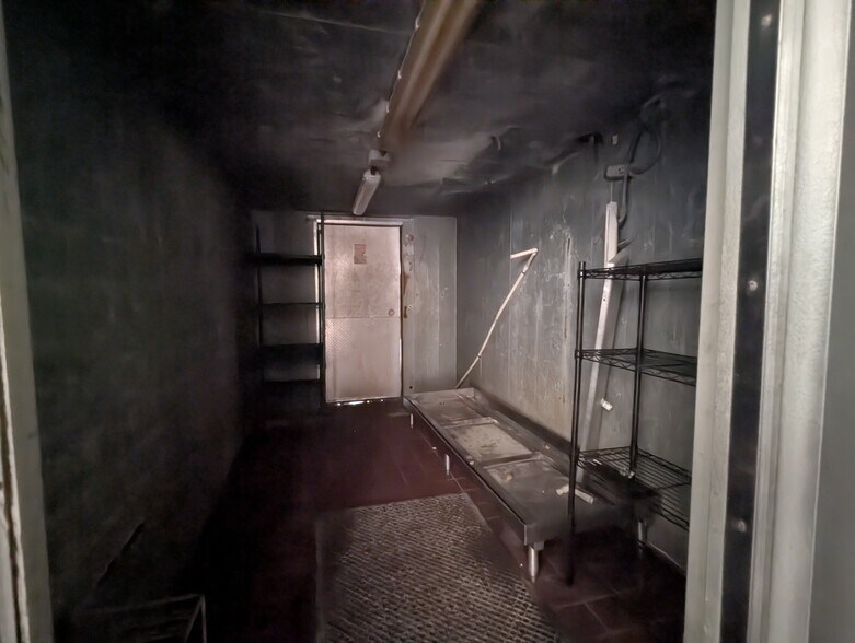 More Photos Of 1430 Washington Blvd, Beaumont General Retail For Sale