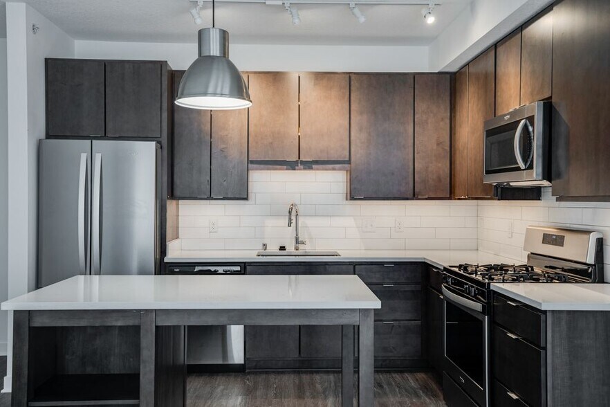 More Photos Of 246-258 Snelling Ave, Saint Paul Apartments For Lease