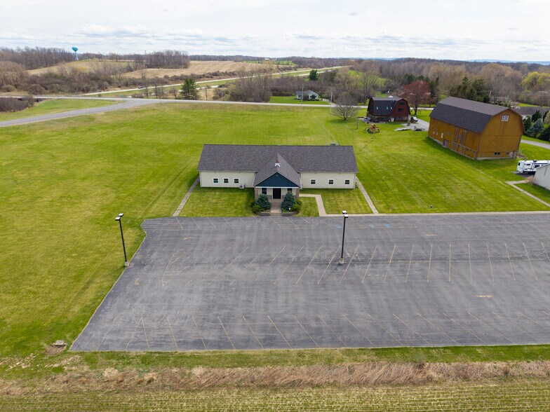 More Photos Of 4647 Reservoir Rd, Geneseo Flex For Sale