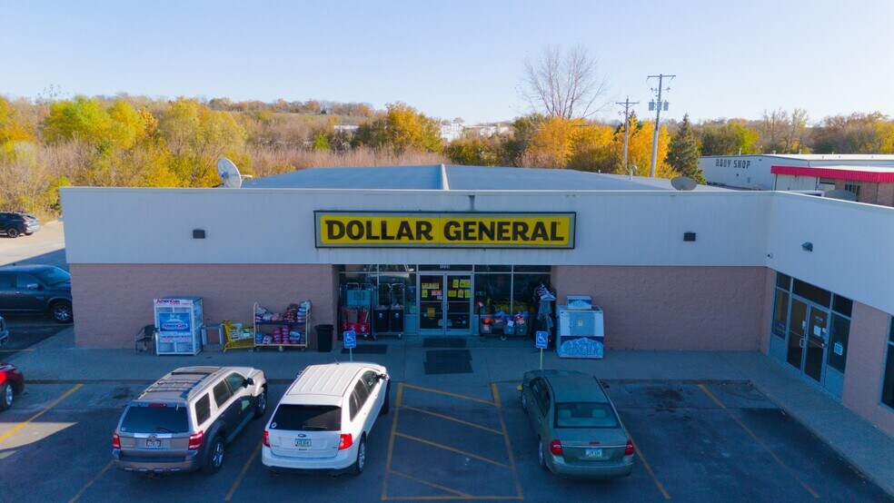 More Photos Of 1205 S Locust St, Glenwood Storefront For Sale