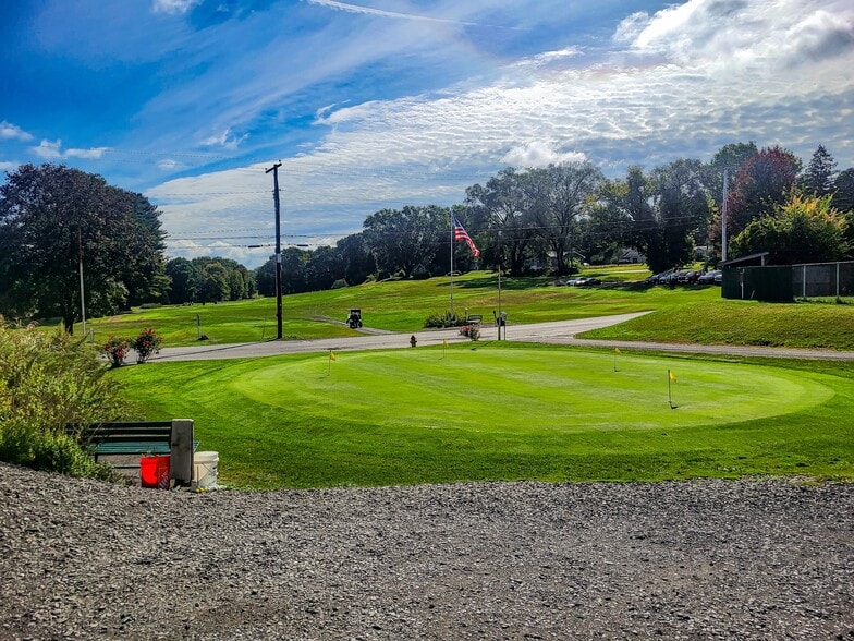 More Photos Of 27 Brooks Ln, Catskill Golf Course Driving Range For Sale