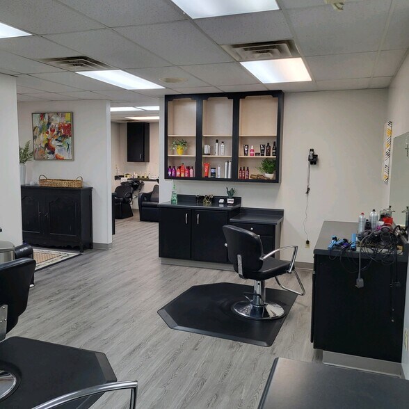 More Photos Of 615 Cahaba Rd, Selma Storefront For Sale