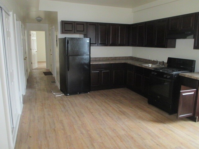 More Photos Of 493-495 Irvine Turner Blvd, Newark Multifamily For Sale