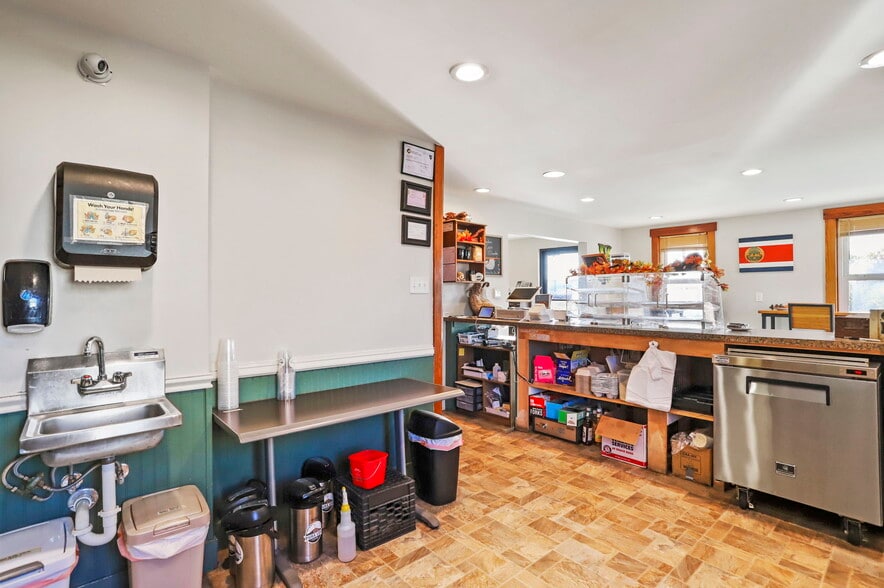 More Photos Of 14035 Pennsylvania Ave, Hagerstown Restaurant For Sale