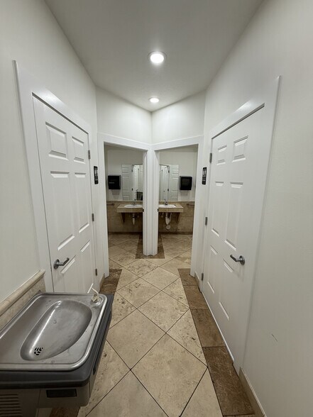 More Photos Of 568-574 E 1400 S, Orem Office For Lease