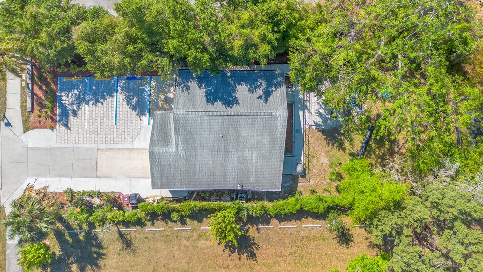 More Photos Of 4749 Hargrave St, Orlando Medical For Lease