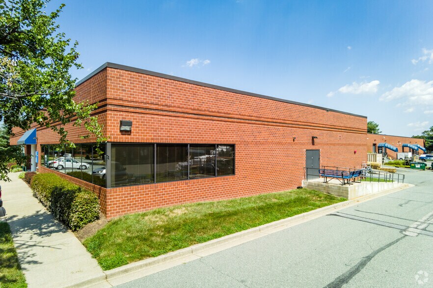 More Photos Of 4351-4395 Nicole Dr, Lanham Research And Development For Lease