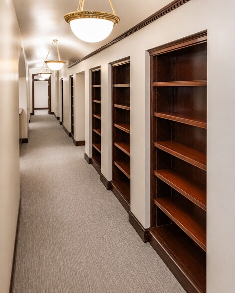 More Photos Of 1001 G St, Sacramento Office For Lease