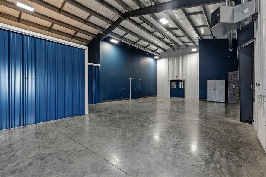 More Photos Of 4395 Witt rd, Franklin Manufacturing For Sale