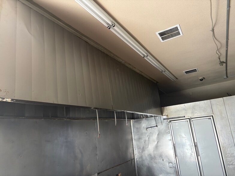 More Photos Of 2625 E Tropicana Ave, Las Vegas Storefront For Lease