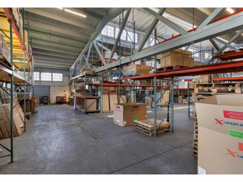 More Photos Of 3201 Utah Ave S, Seattle Manufacturing For Sale