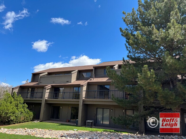 More Photos Of 6438-6444 S Quebec St, Centennial Office For Sale