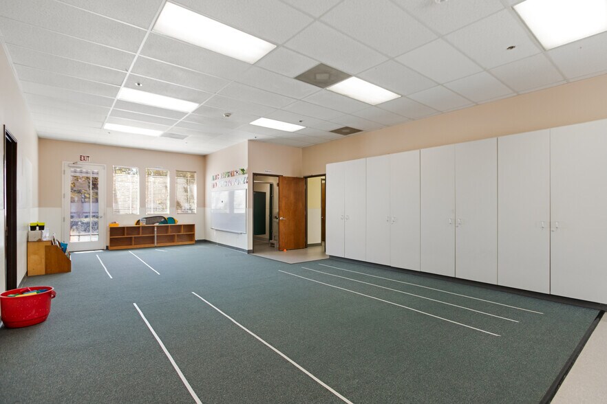 More Photos Of 2090 Chino Hills Pkwy, Chino Hills Schools For Lease