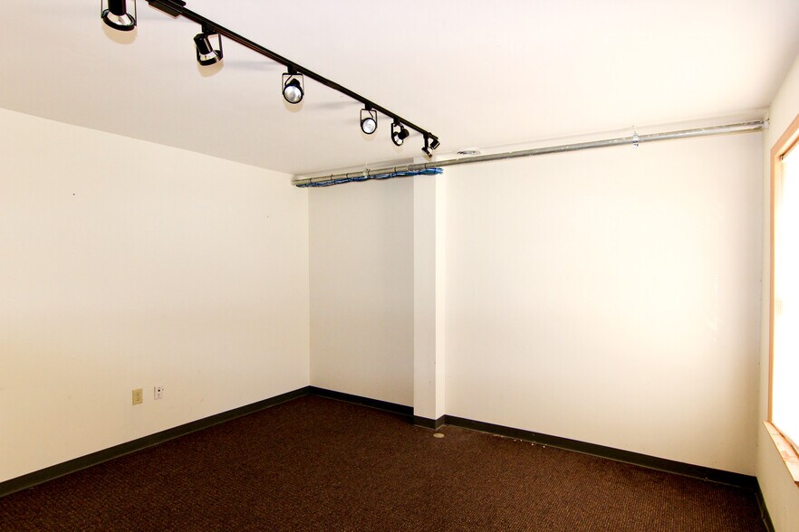 More Photos Of 1534 Main St, Columbia Medical For Lease